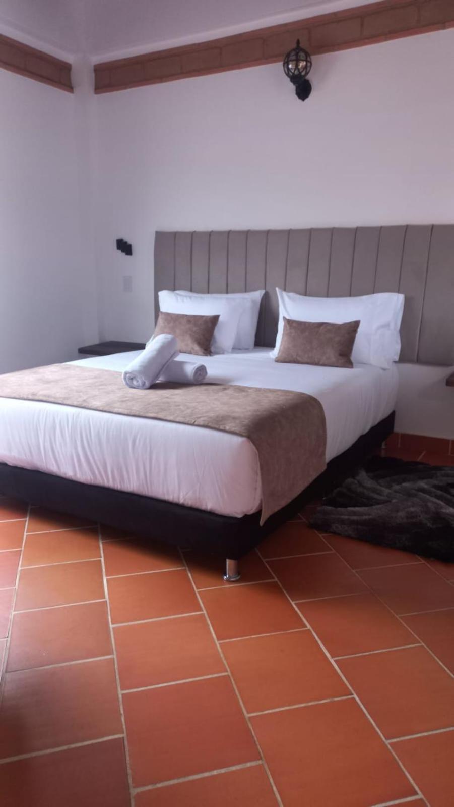 Hotel Santa Barbara Sachica Вилья-де-Лейва Экстерьер фото